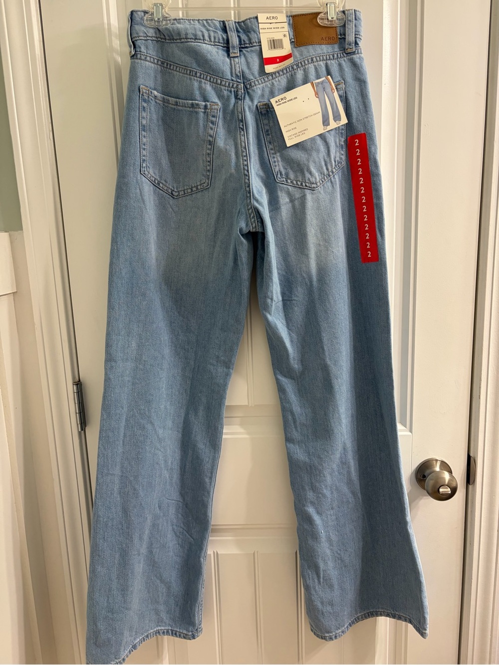 NWT Aéropostale Medium Wash High-Rise Vintage-Inspired Full Wide Leg Jeans Sz 2 - Picture 4 of 7